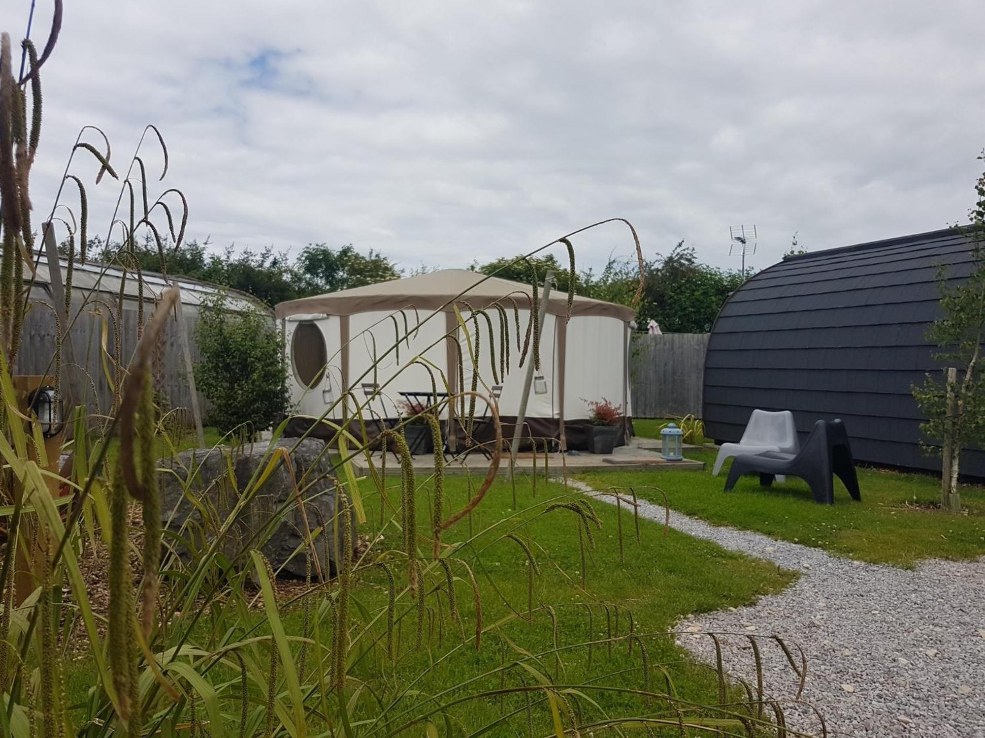 The Little Hide - Adult Only Camping Pods Wigginton  Dış mekan fotoğraf