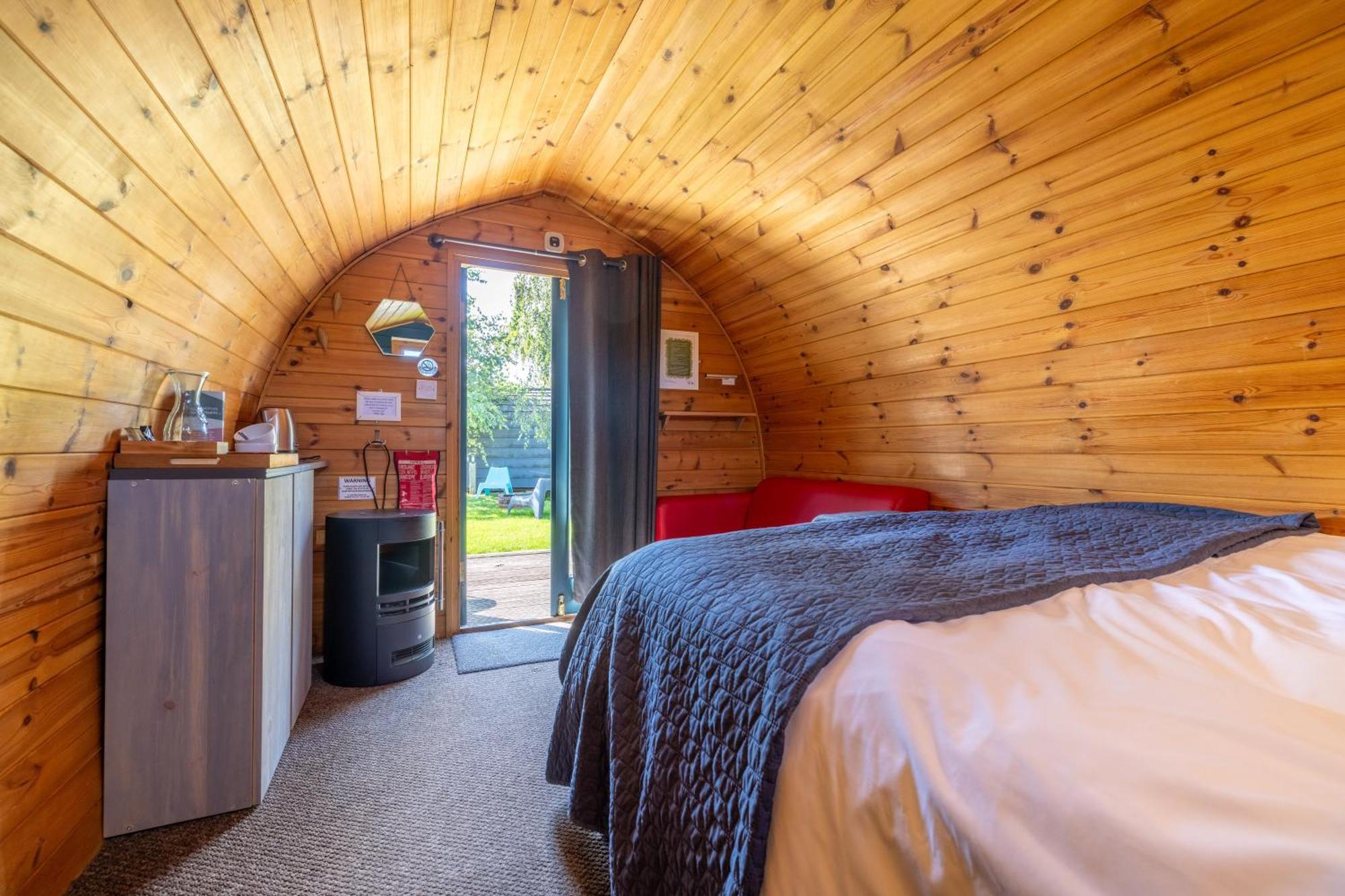 The Little Hide - Adult Only Camping Pods Wigginton  Dış mekan fotoğraf