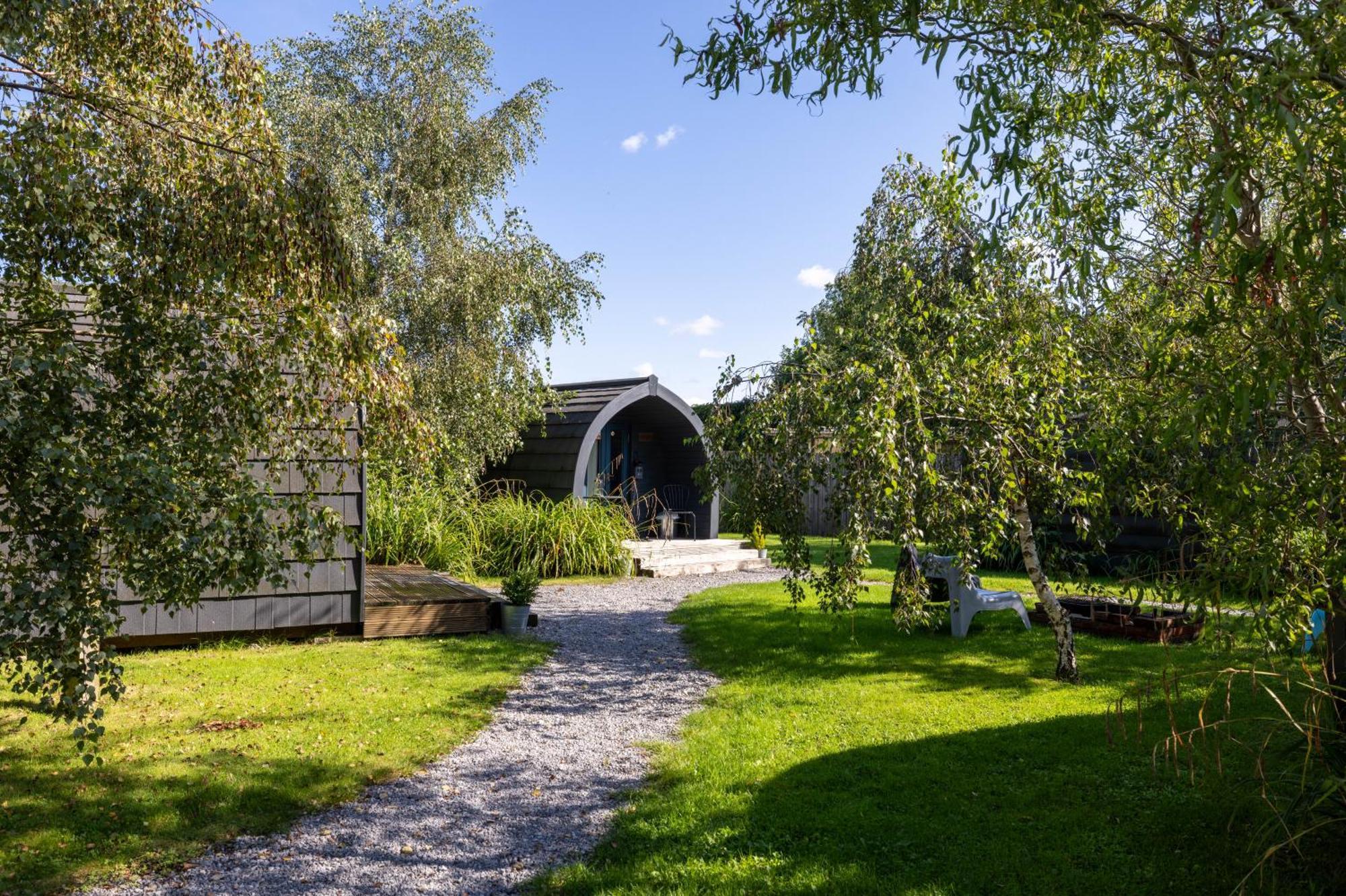 The Little Hide - Adult Only Camping Pods Wigginton  Dış mekan fotoğraf