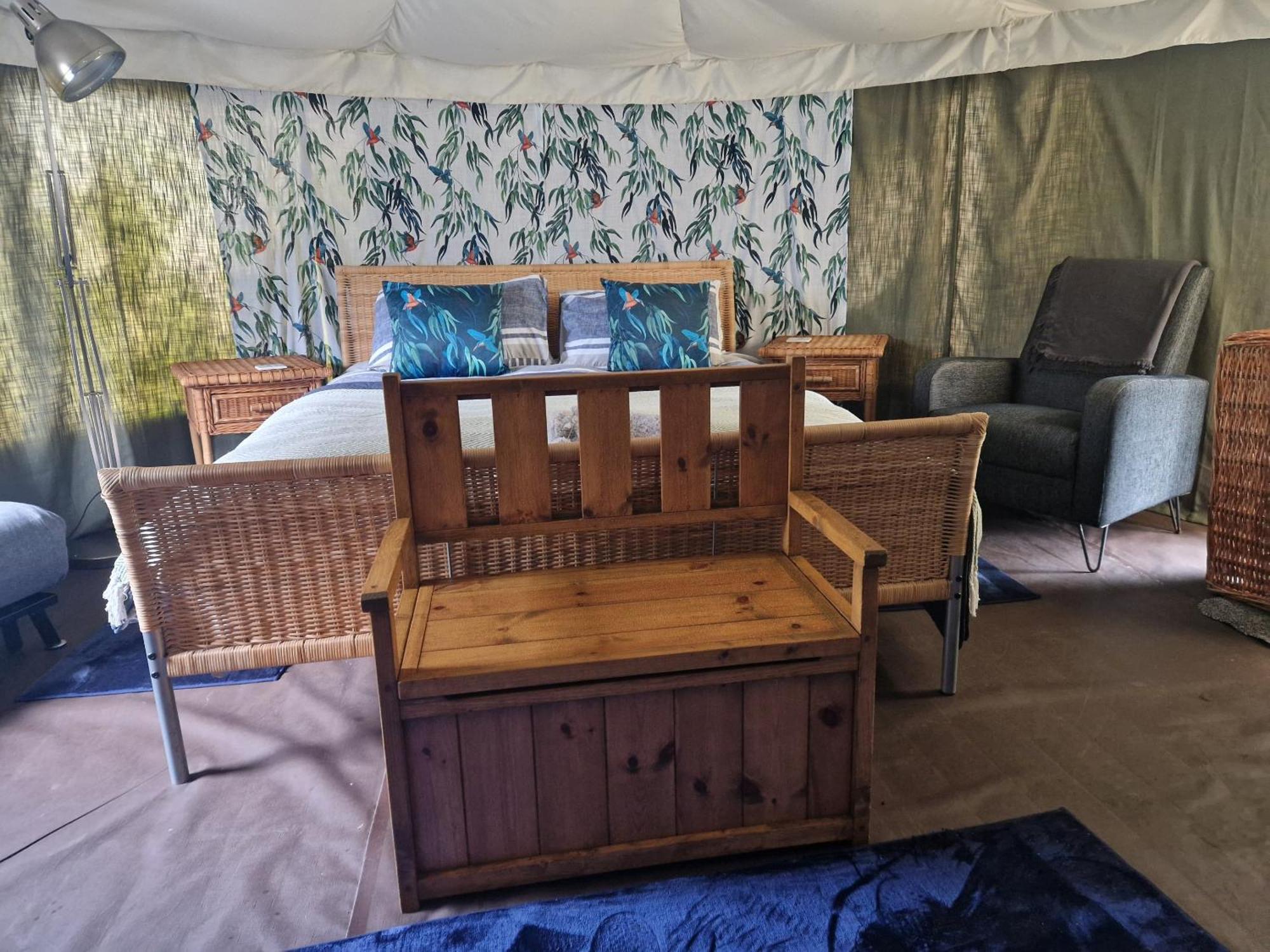 The Little Hide - Adult Only Camping Pods Wigginton  Dış mekan fotoğraf